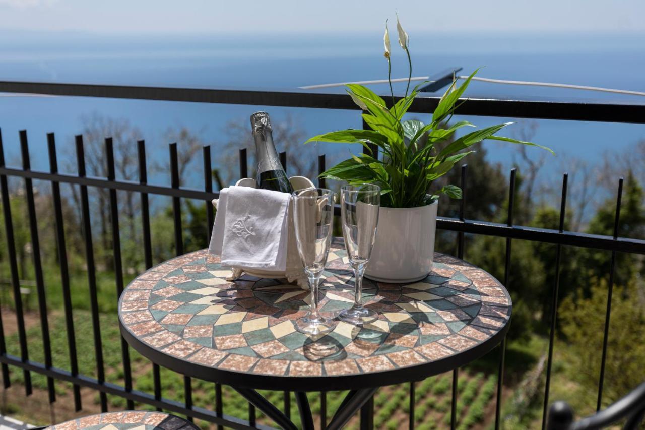 Agriturismo Punta San Lazzaro Agerola Kültér fotó